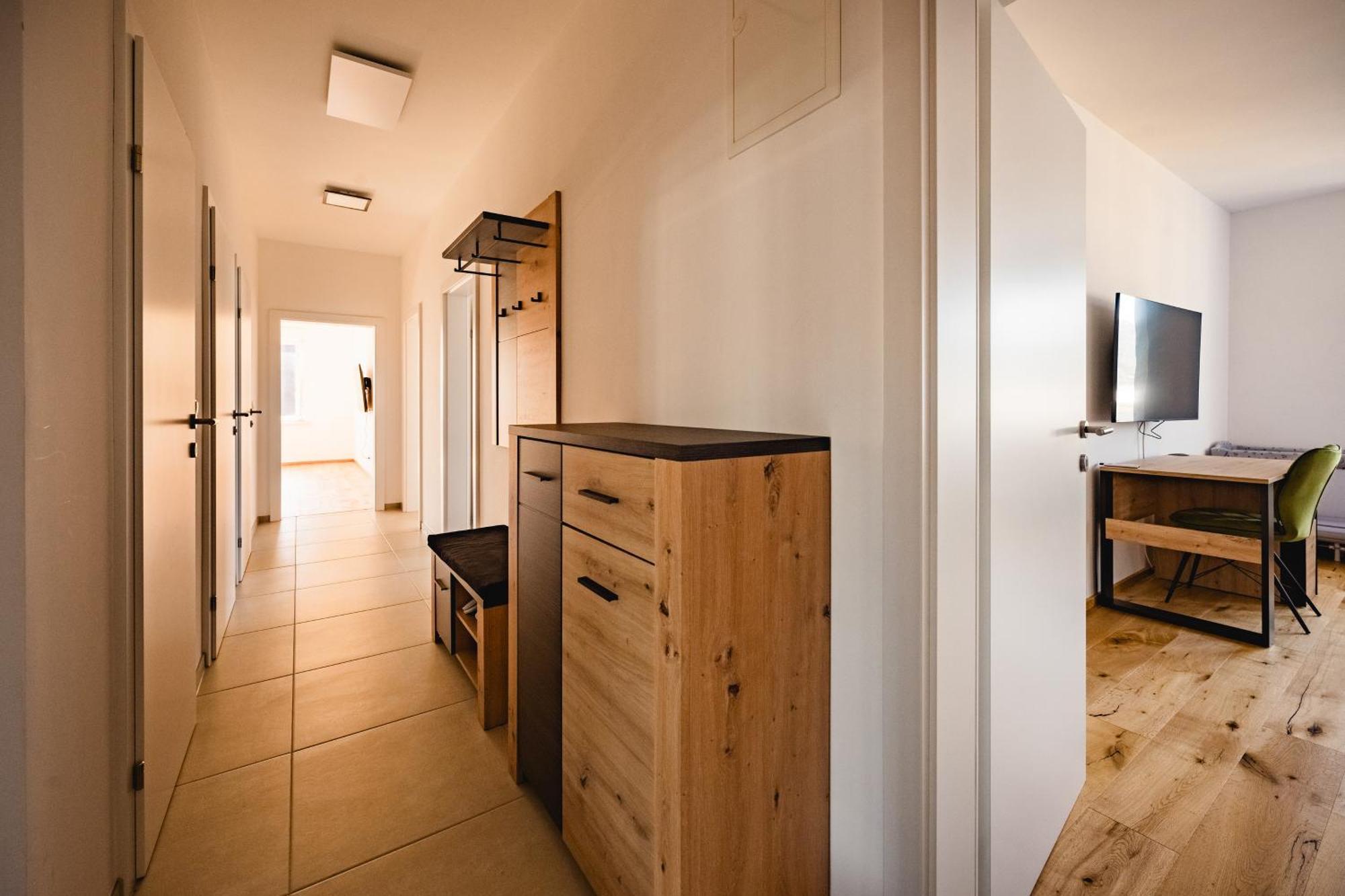 Tamliving Center Luxury 4 Rooms Smart Tv Kitchen Great View Graz Exterior photo